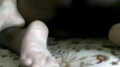 सड़क हॉलीवुड सेक्सी पिक्चर हिंदी में पर नग्न बैठे