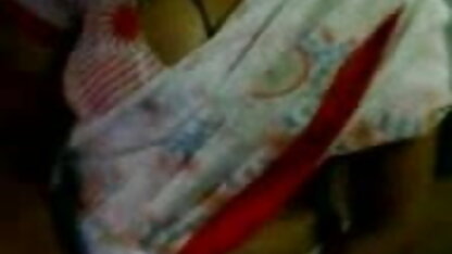 मैं स्कर्ट सेक्सी फिल्म चाहिए वीडियो सेक्सी के नीचे चढ़ गया