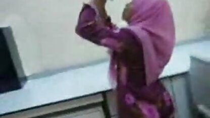 पीट ने अपने दोस्त की हॉट मॉम की चुदाई की सेक्सी फिल्म हिंदी दिखाइए