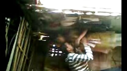 फोटोग्राफर ने मॉडल सेक्सी फिल्म पूरी को सभी छेदों में गड़बड़ कर दिया