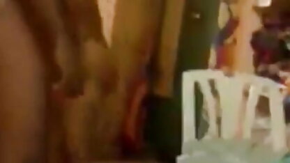 रानी कोको उसके लुंगी गधे के साथ आकर्षित करती सेक्स सेक्सी फिल्में है