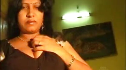 अनपढ़ उल्लू सेक्सी फिल्म हिन्दी मे गड़बड़ सौतेली बहन