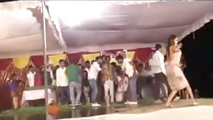थोड़ा शर्मीली हिंदी मूवी का सेक्सी वीडियो लस्सी