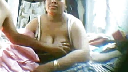 मौखिक सेक्सी हिंदी में बीएफ फिल्म रूप से संतुष्ट करता है